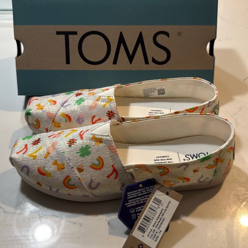 Toms Women's White Metallic Twill Lucky Days Print Rainbow Ladybug Luck Charms